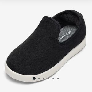 Good Condition. All birds. Smallbird Black Wool Runners. Size 9